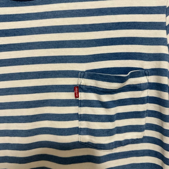 ‼️ Blue and white striped Levi’s t (part of the 50% off sale) - Picture 2 of 4